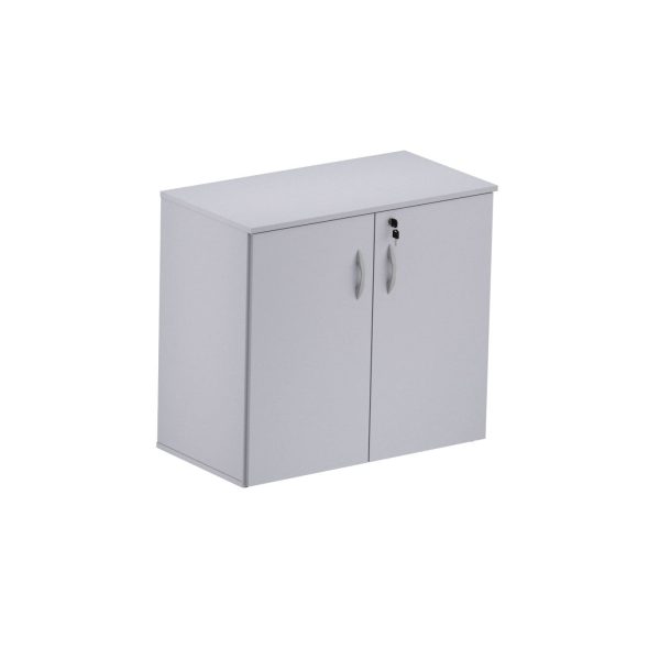 armario bajo, almacenamiento oficina, mueble con puertas, muebles funcionales, organización, almacenamiento compacto.