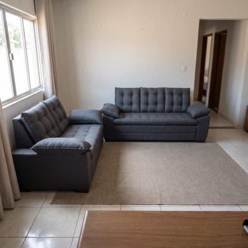 sofa-malaga-gris-living-rincon-paraguay-1.jpeg sofá Málaga gris en living RINCÓN Paraguay
