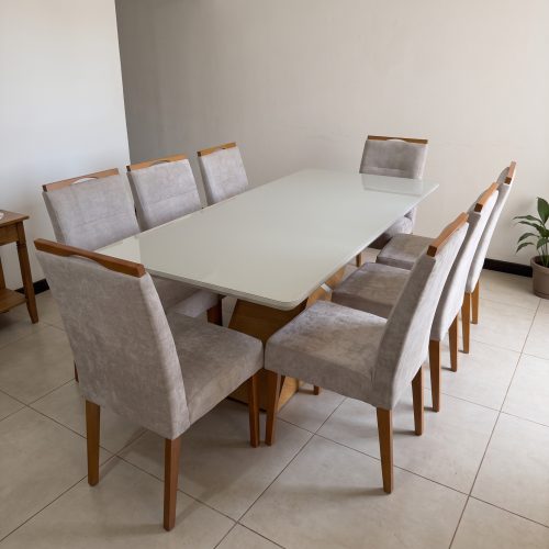 Juego de comedor Glamour 200 cm con sus 8 sillas gris claro