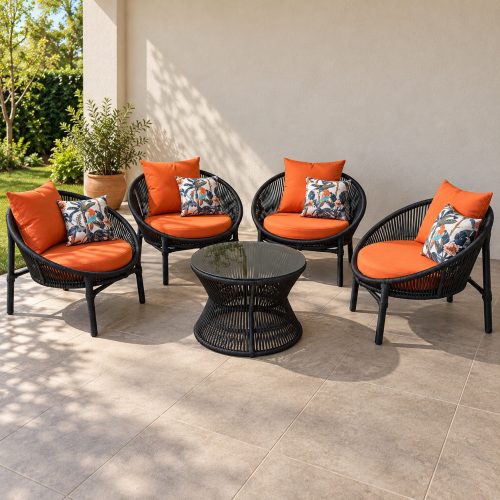 Juego exterior Caribe de cuerda náutica negra con 4 sillones naranja y mesita de vidrio